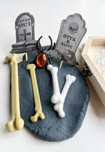 Load image into Gallery viewer, ‘Grave Digger’ Mini Halloween Playdough Kit
